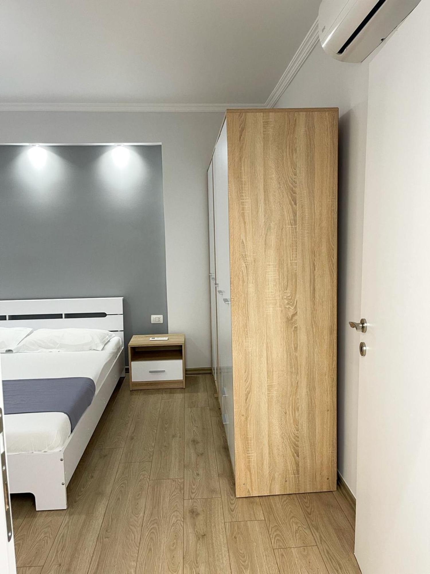 Apartamento New Bazaar 2022 Tirana Exterior foto